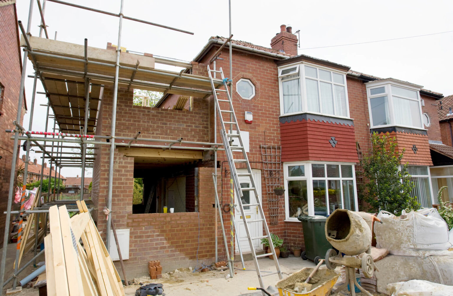 637ff19efcb082102de31eac_house-work